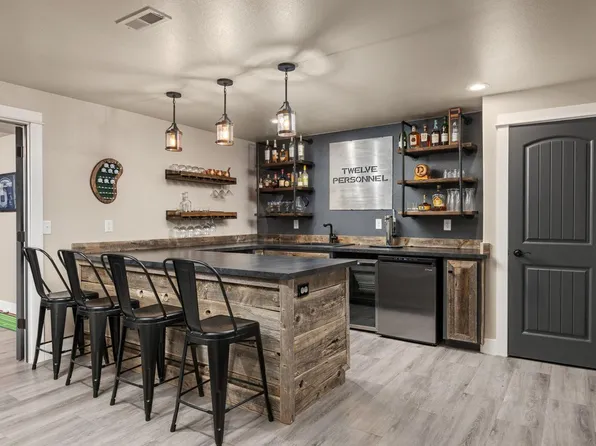 1504 Morning Glow Dr, Windsor, CO 80550