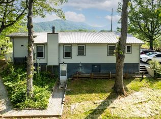 89 Katydid Ln, Franklin, NC 28734