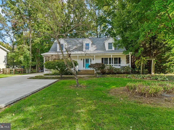 811 Chesapeake Dr, Stevensville, MD 21666