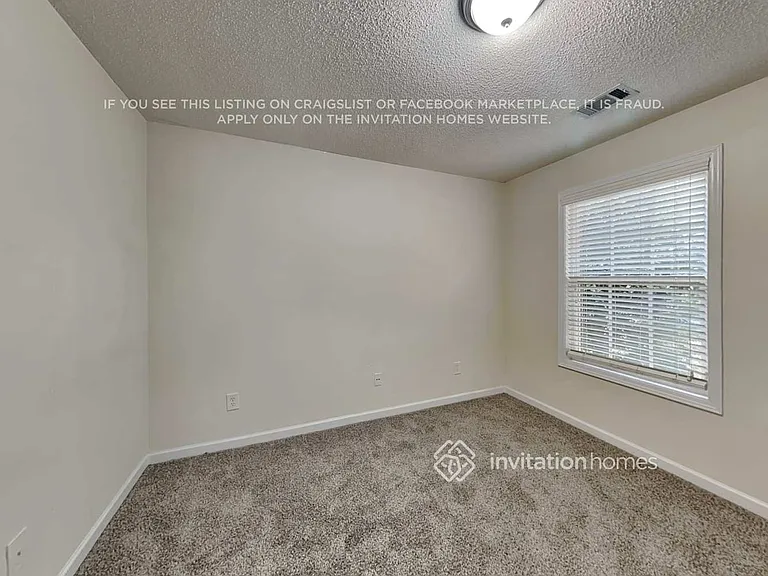 307 Peachtree Cir — Photo 13