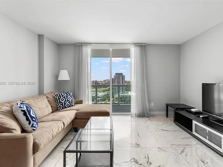 1800 N Bayshore Dr #1806 — Photo 15