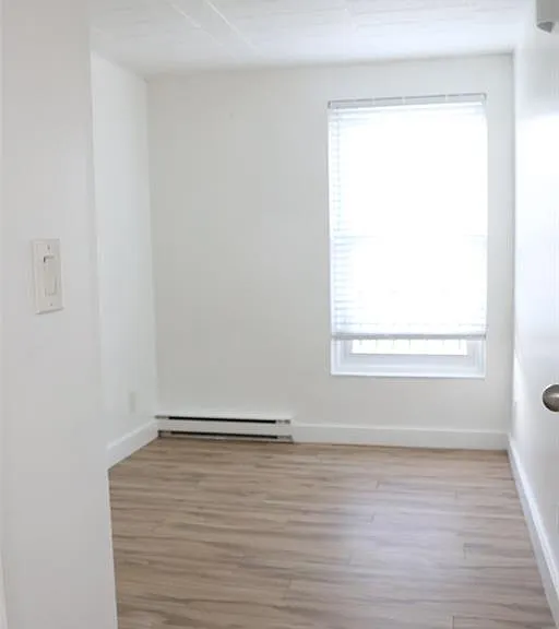 6513 Thornberry Cres — Photo 8