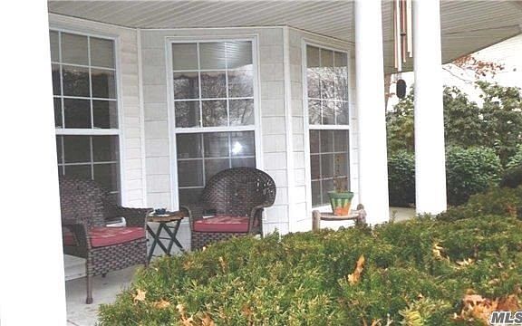 2nd image of 46 Buckingham Dr