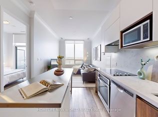 25 Water Walk Dr #PENTHOUSE 15, Markham, ON L3P 1N3