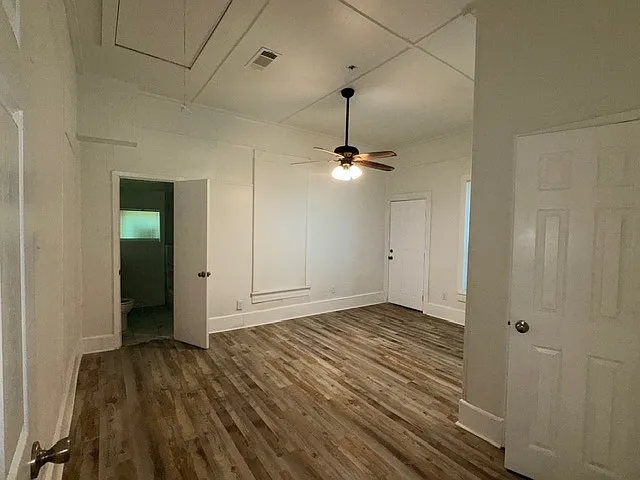 2328 W Sherman St — Photo 9