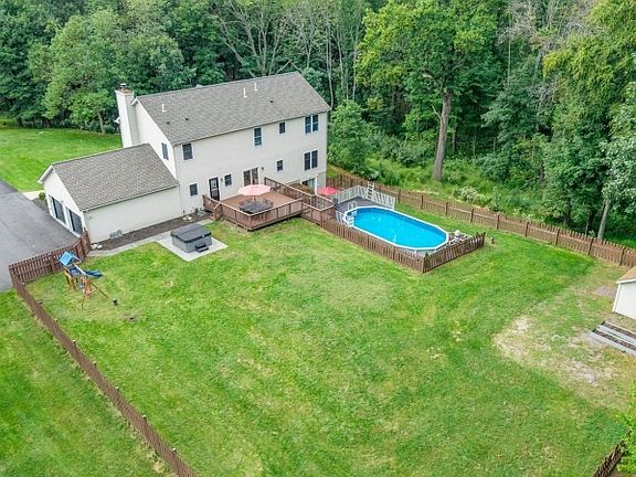 2nd image of 47 Mott Rd