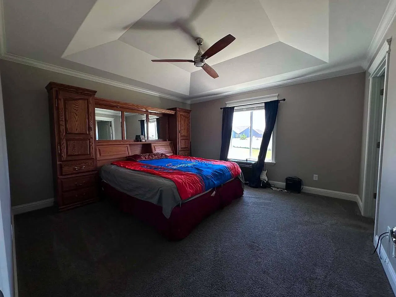6 bed, 1367 sqft, $700 — Photo 4