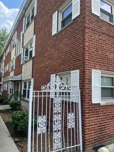 406 Franklin Ave APT 1A, River Forest, IL, 60305