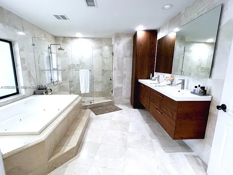 17615 SW 80th Ct — Photo 29