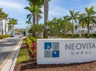 10280 NW 72nd St, Doral, FL 33178