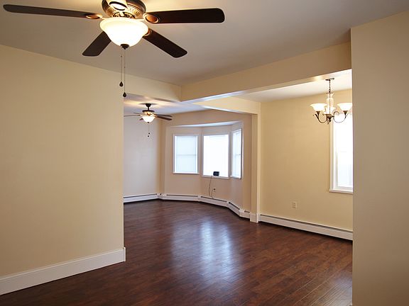 4th image of 524 N Lincoln Ave #L17