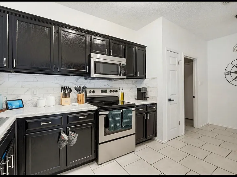 4215 Telluride Dr — Photo 13