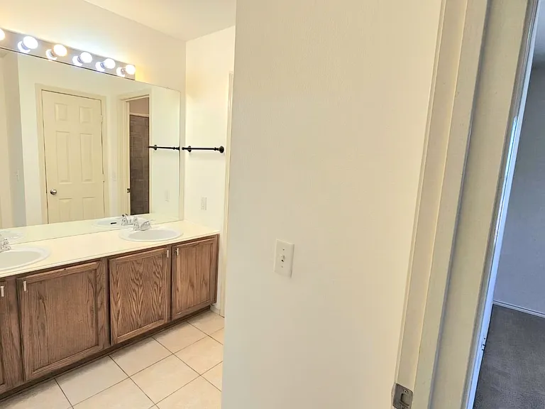 501 Jeans Creek Dr — Photo 15