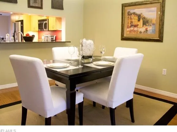 1207 Commonwealth Cir APT 203, Naples, FL 34116