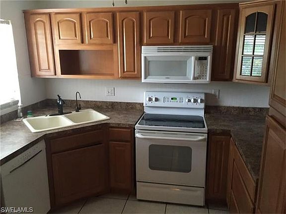 4th image of 3909 La Palma St