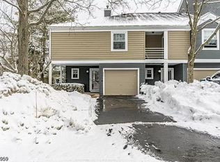 382 Waterview Rd, Bridgewater, NJ 08807