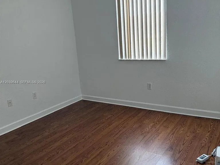 22270 SW 93rd Pl — Photo 4