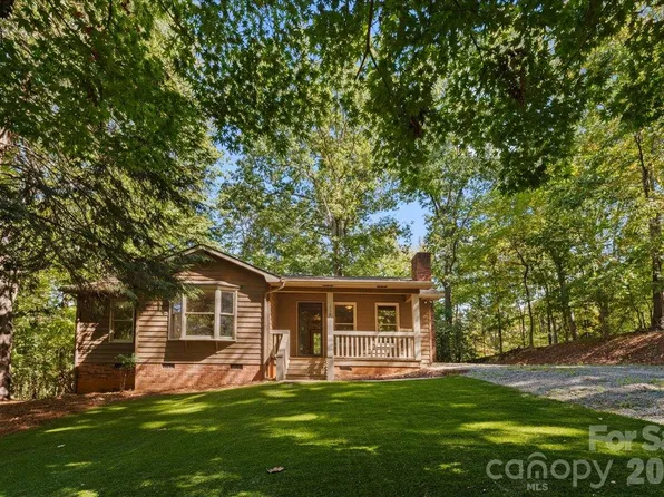 119 Pioneer Dr, Mount Gilead, NC 27306