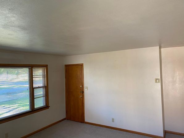 2203 Logan St #4