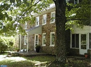 8024 Goshen Rd, Newtown Square, PA 19073