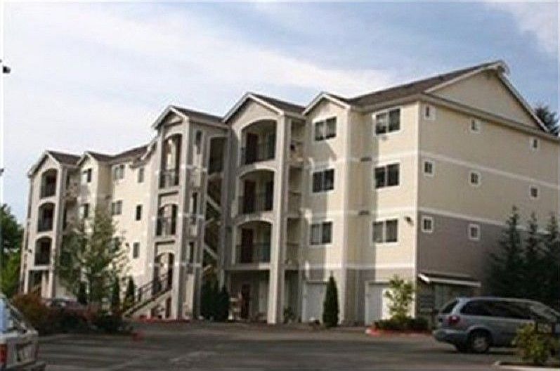 2nd image of 10709 Valley View Rd #C204