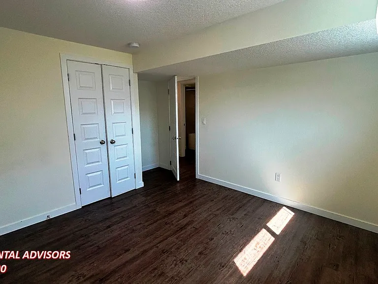 8125 83rd Ave NW #BASEMENT — Photo 14
