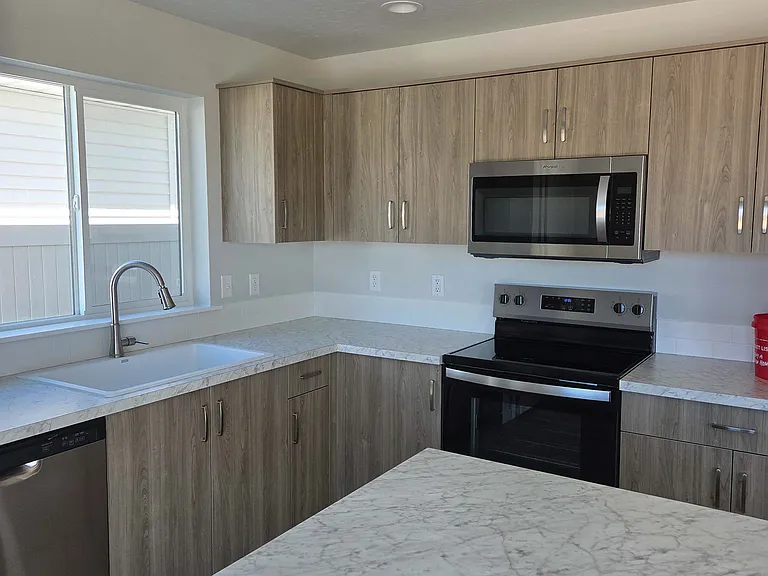 7303 S Bungalow Ave — Photo 7