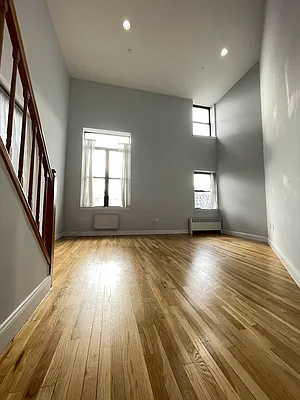 Rented by Bond New York | media 10