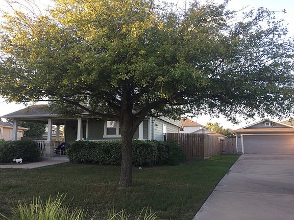 2nd image of 2704 Amberglow Ct