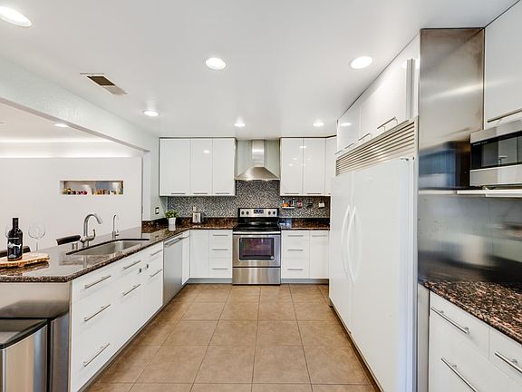 3rd image of 5559 Makati Cir
