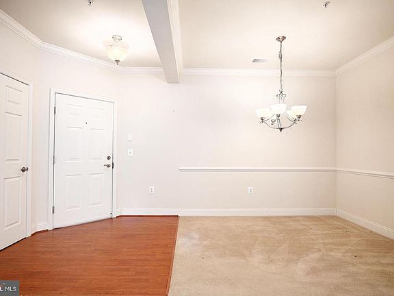 5th image of 1818 Selvin Dr Unit 302