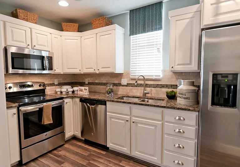 869 W Pantani Ct — Photo 3