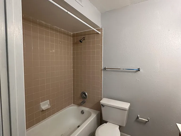 11550 Westwood Blvd #1217 — Photo 7