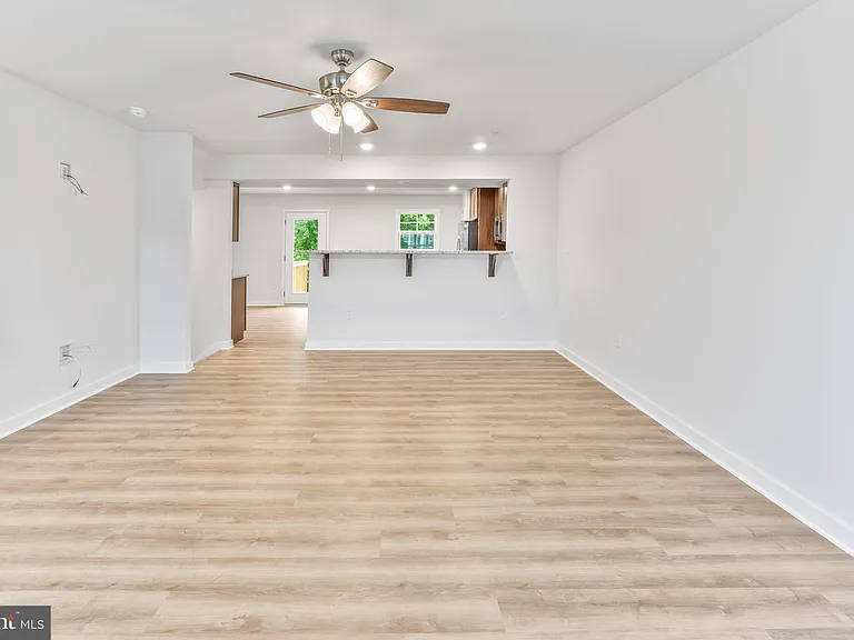 147 Olga Dr — Photo 19