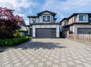 11833 86a Ave, Delta, BC V4C2Z2