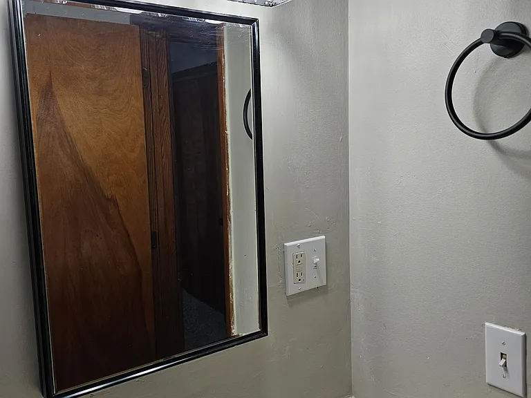 115 Hampton St #A — Photo 12