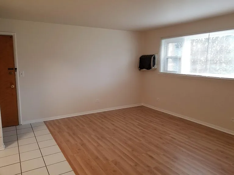 7 N Main St #4 — Photo 12