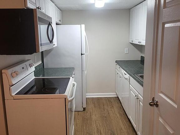 5th image of 181 Northdale Pl