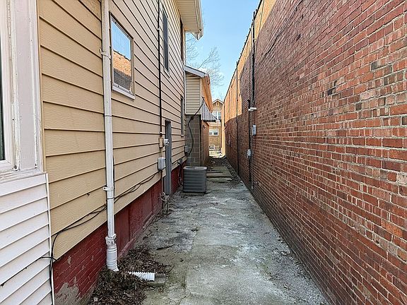Alley Entrance