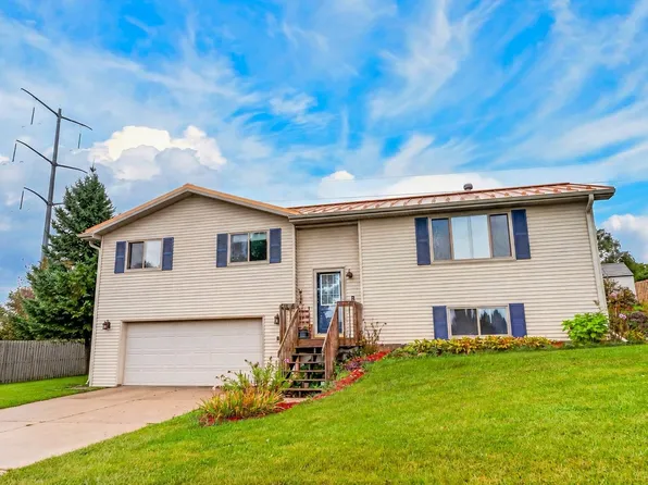 432 Kim St, Rio, WI 53960