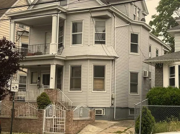 352-354 20th Ave, Paterson, NJ 07513