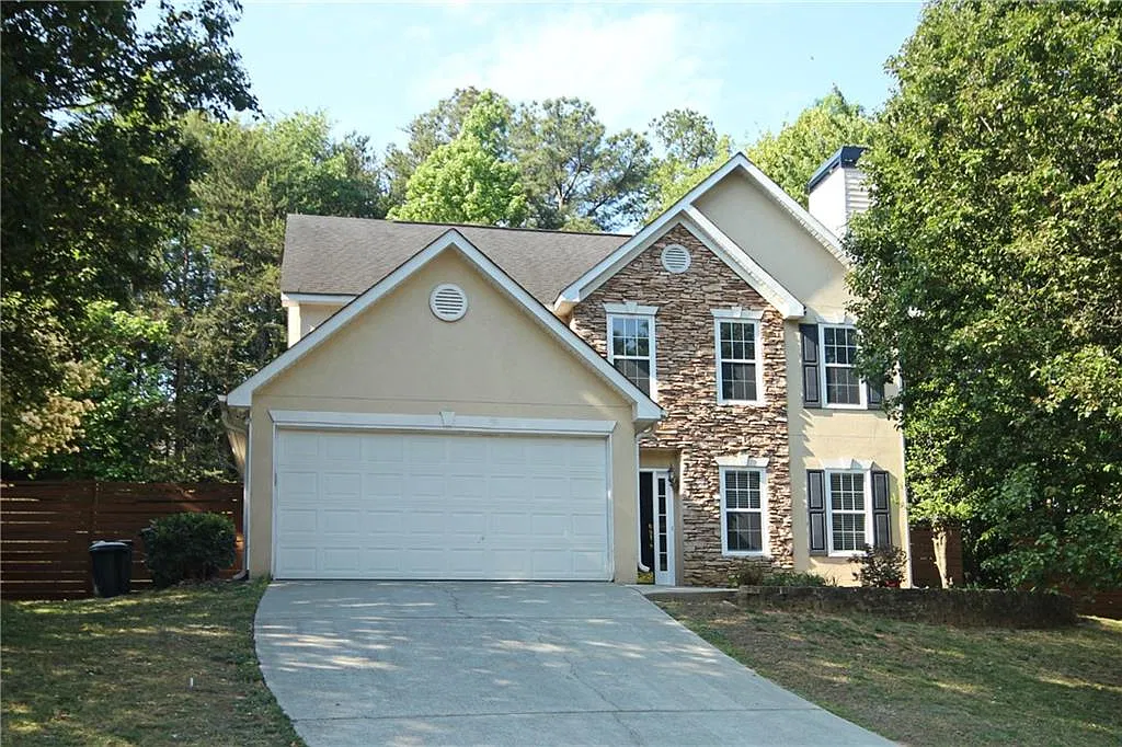 4 bed, 3.0 bath, 1938 sqft, $2,695 — Photo 1