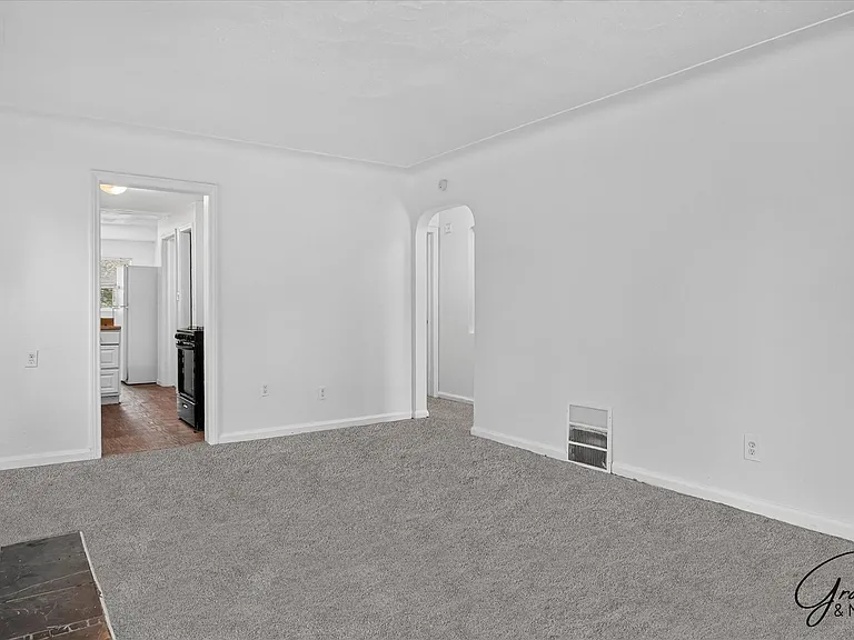 14800 Tacoma St — Photo 3