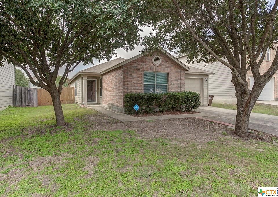 1st image of 7631 Cortland Oak