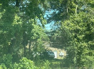 900 Knob Creek Dr, Ellabell, GA 31308