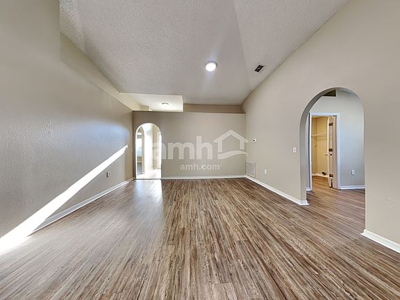 3rd image of 7194 Overland Park Blvd E