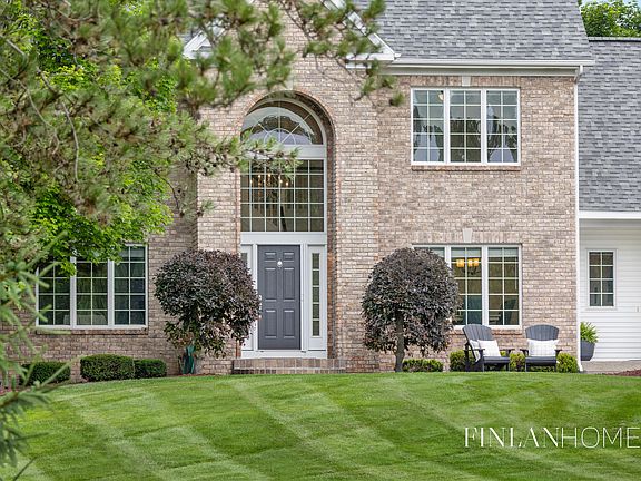 5th image of 10310 E Rivershore Dr SE