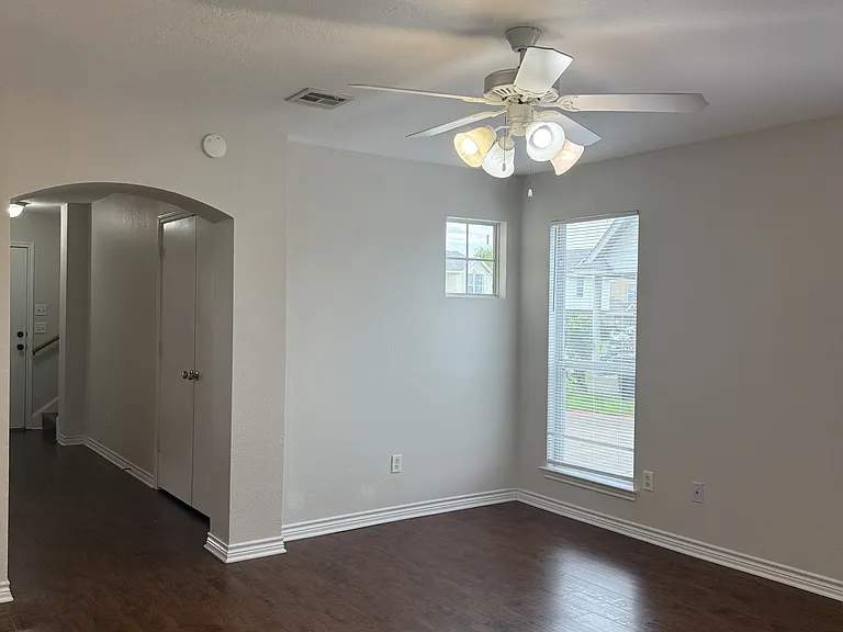 4039 Southern Trace Dr — Photo 14