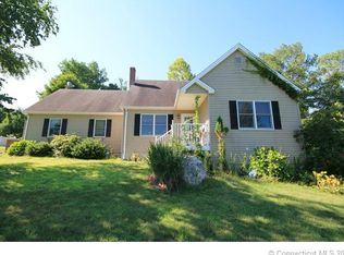 9 Hayfield Ln, Hebron, CT 06248