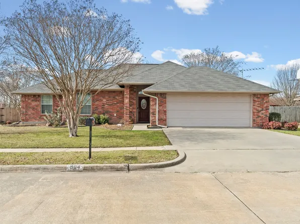 904 Roseanne Dr, Commerce, TX 75428